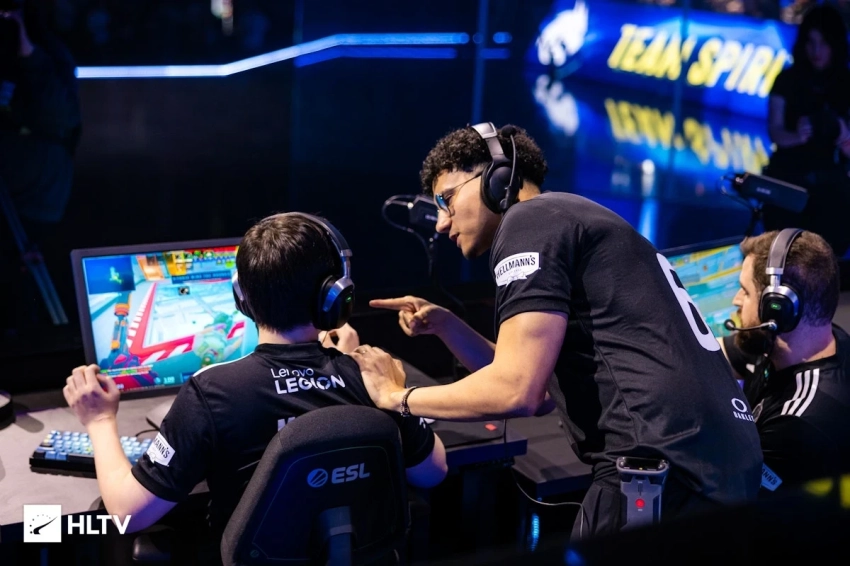 Тренер FURIA по CS2 сравнил текущий маппул команды с формой чемпионского сезона