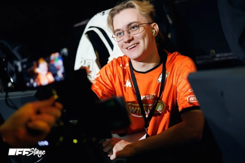 Возможный переход FL4MUS в Virtus.pro по Counter-Strike 2 обрастает новыми деталями